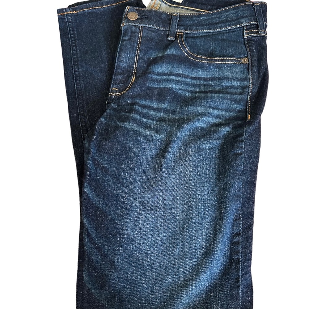 Hollister